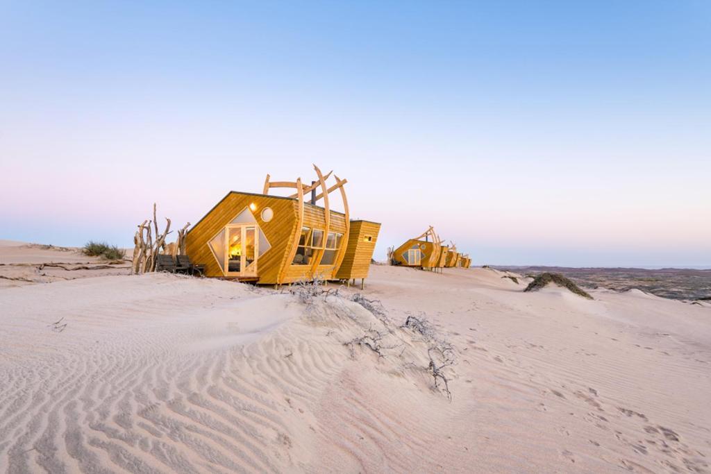 Shipwreck Lodge Mowebaai Exteriör bild