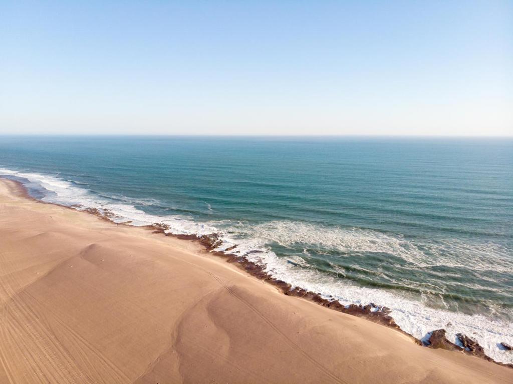 Shipwreck Lodge Mowebaai Exteriör bild